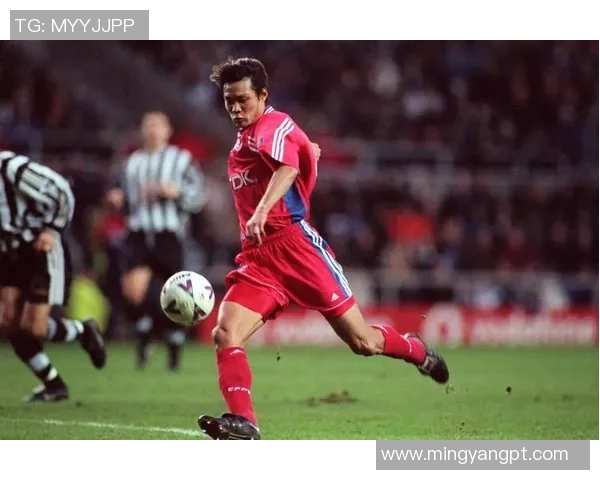 探索宽脚足球明星的独特魅力与技艺表现